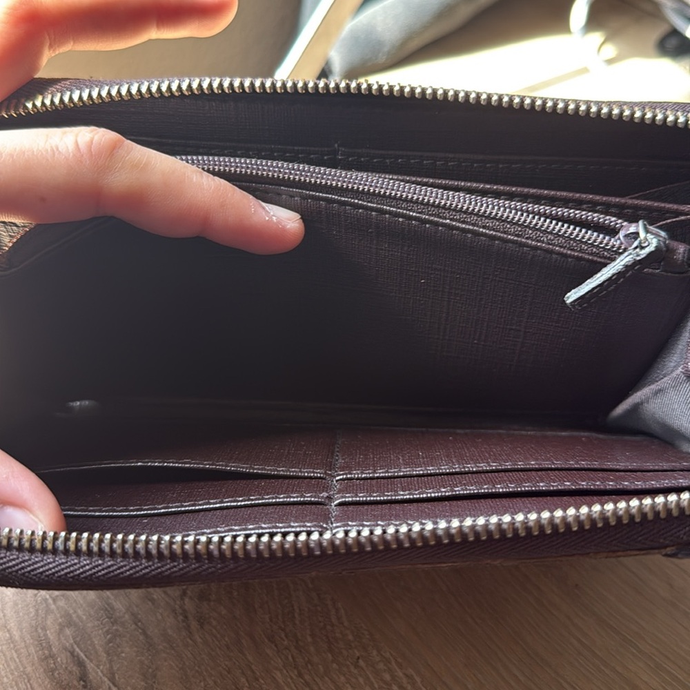 Gucci Brown Leather Wallet - Picture 10 of 11